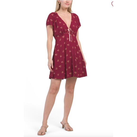 Free People Everyones Favorite Mini Dress Sz S/M Smocked Waist Burgundy Cottage - Picture 1 of 8